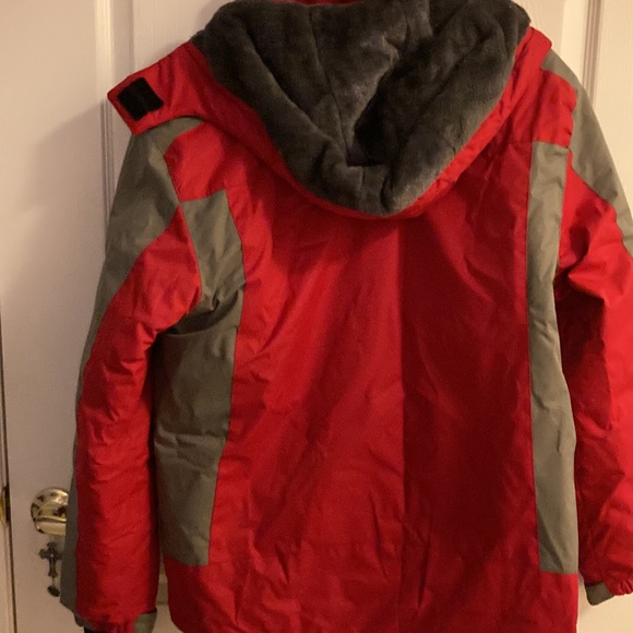 Mens M snow/Ski jacket with hood. Like new condition - Picture 3 of 6